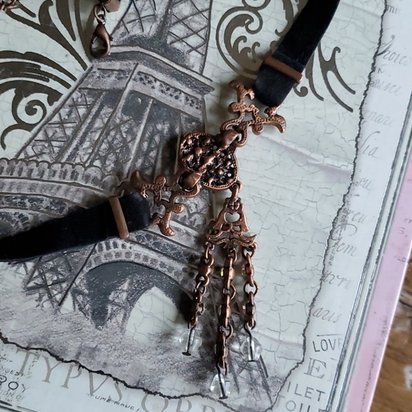 Victorian Choker - Picture 3 of 4